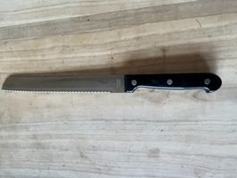 Messer mit Wellenschlief - Klingenlänge 20 cm