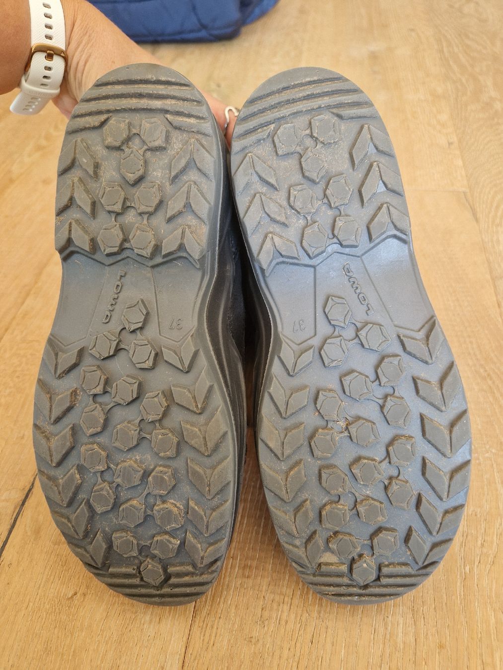 Lowa Scarpe da uomo: Lowa Winterschuhe Gr.37 – Usato da Eggersriet venduto da Sdosi 3
