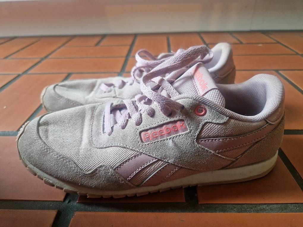 Scarpe da donna: Reebok sneakers Rose Gr 36/37 – Usato da Zürich venduto da s-knapp 3