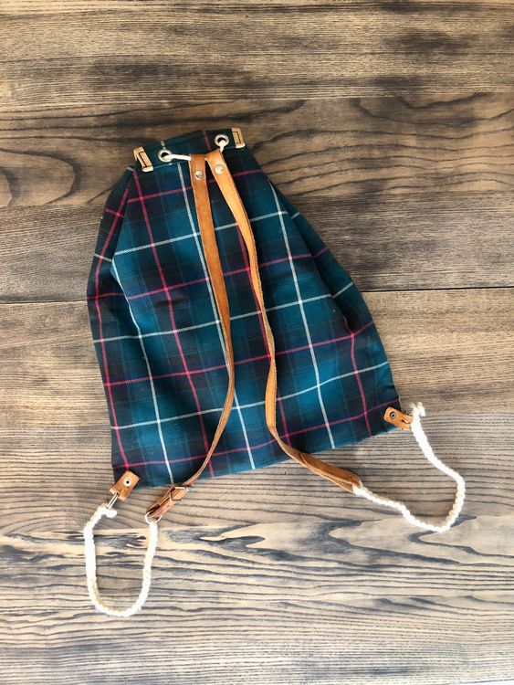 Altes Vintage Rucksäckli Rucksack Wanderrucksack kariert | Acheter sur ...