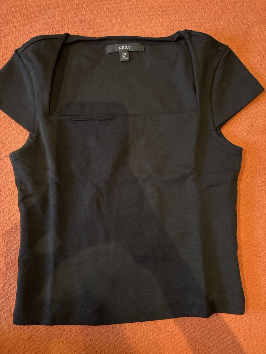 Next Top: Neues schwarzes Top – Nuovo (secondo la descrizione) da Affoltern am Albis venduto da tam_5vn5
