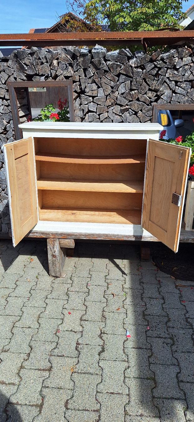 Armadi: Schrank Holz weiss – Usato da Bargen BE venduto da link91 1
