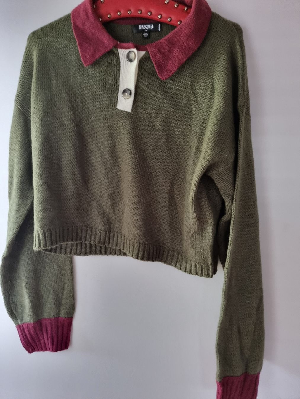 Pullover & Sweatshirts: Missguided Strickpullover – Neu (gemäss Beschreibung) aus Altstätten SG von melii._.98