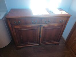 Buffet ancien deux corps en noyer - Style Renaissance