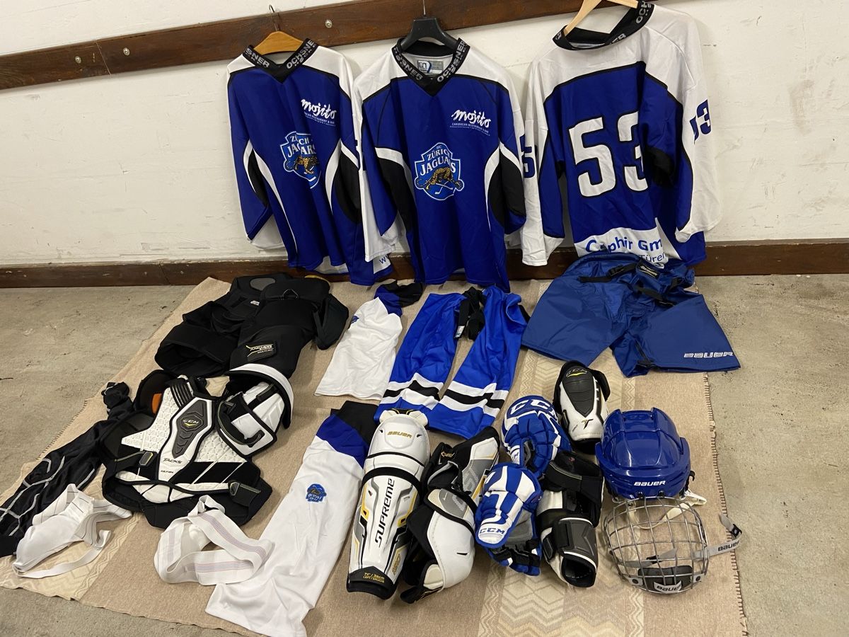 Bauer Protections: Hockey Ausruestung Set gebraucht – D'occasion à Dietikon par brocki-eyra 6