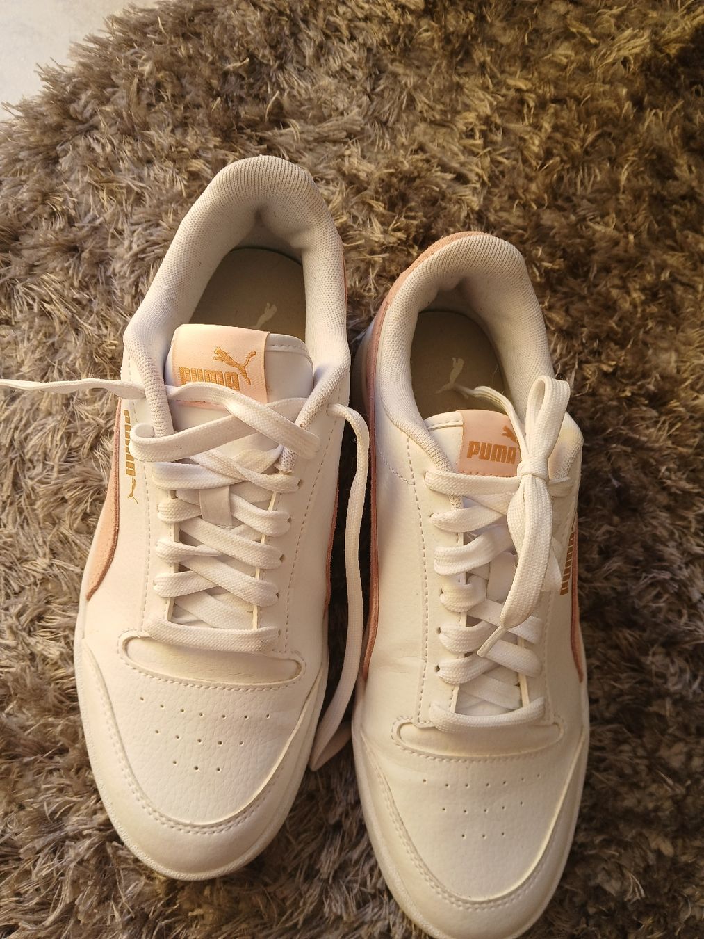 Puma Chaussures femmes: Puma Sneaker – D'occasion à Marly par schnibu2 2