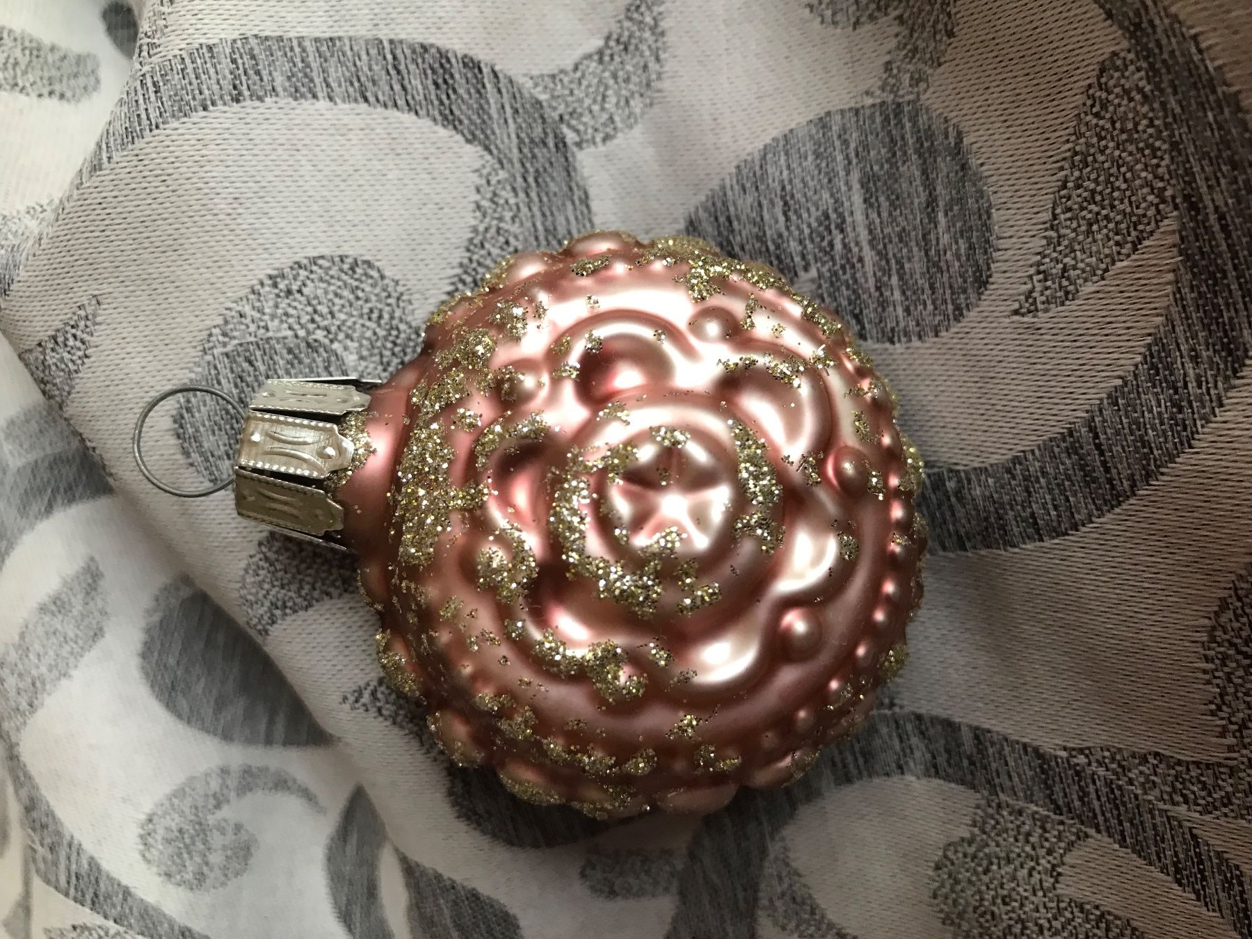 Toutes les décorations: Rosa Ornament Christbaumkugel Christbaumschmuck – Neuf avec emballage d'origine à Alpnach Dorf par marvo 1