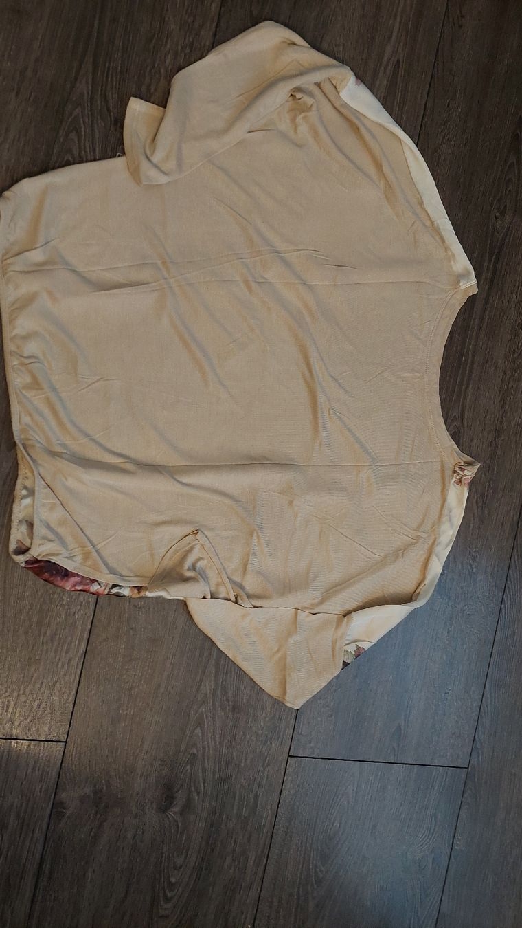Maglioni & Felpe: Damenpullover Gr. S/M mit Blumenmuster – Usato da Gwatt (Thun) venduto da Letzte-Chance-III 3