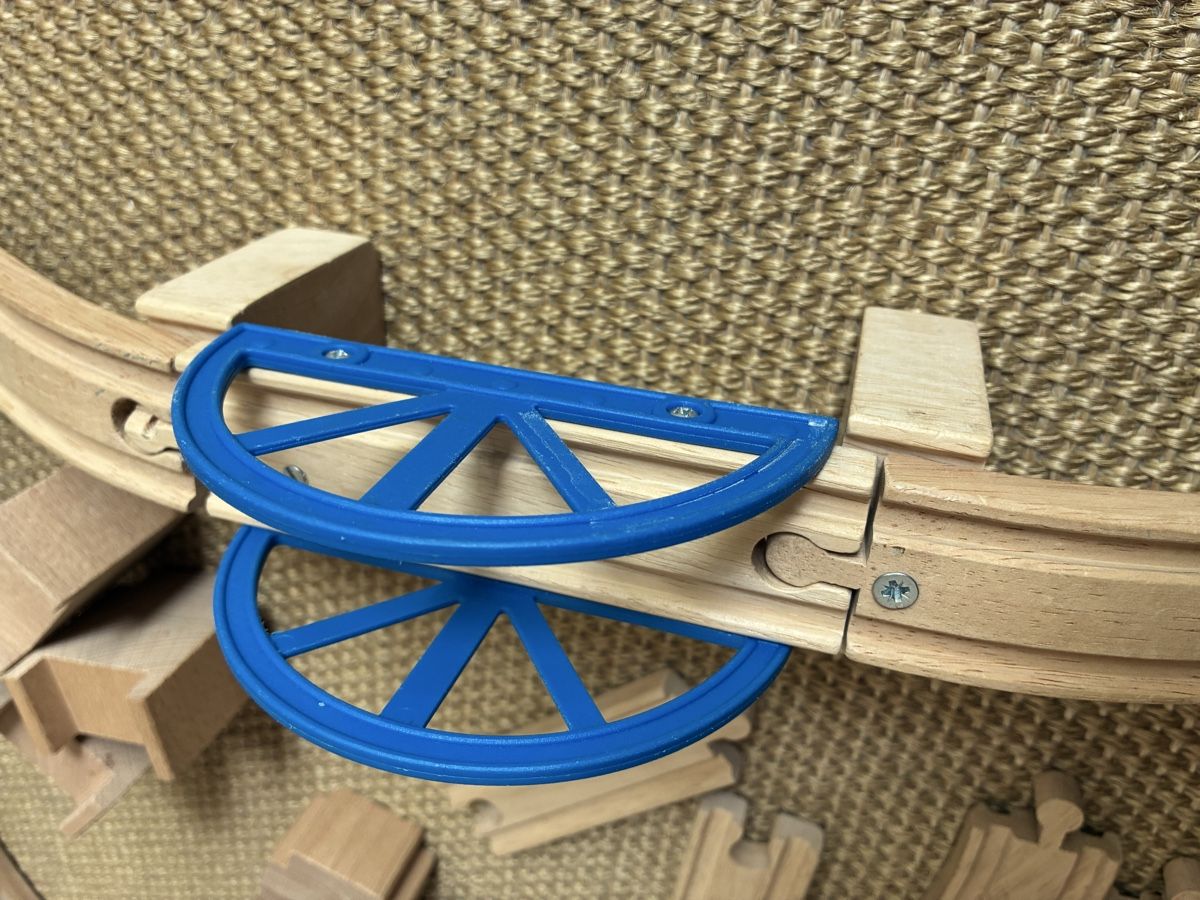 Tchibo Giocattoli: Wooden train set from Tchibo – Usato da Lucens venduto da metaD 6