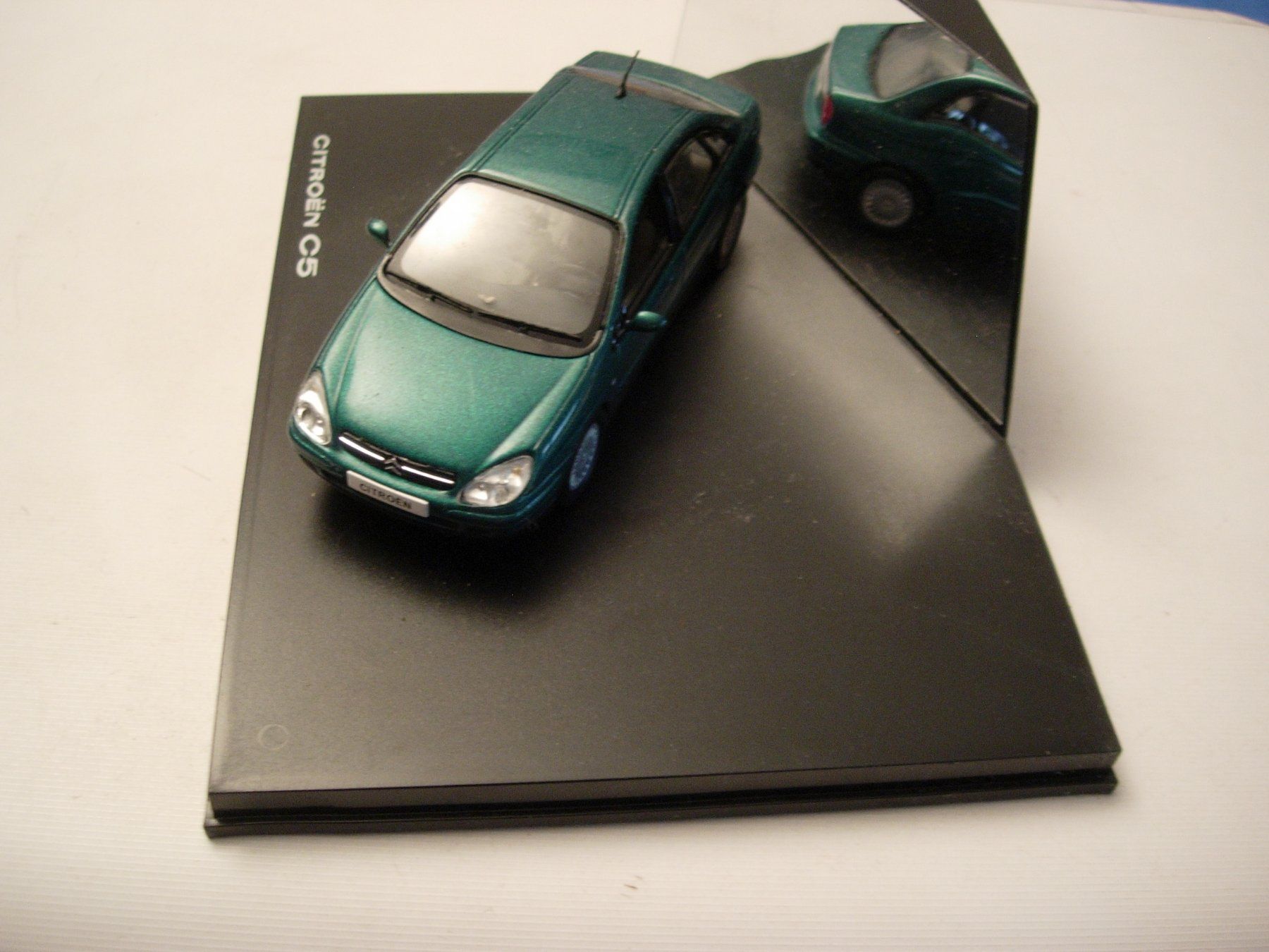 Citroën Modellini d'auto: Citroen C5    1/43 – Nuovo e nell'imballaggio originale da Hagneck venduto da Simu696 1