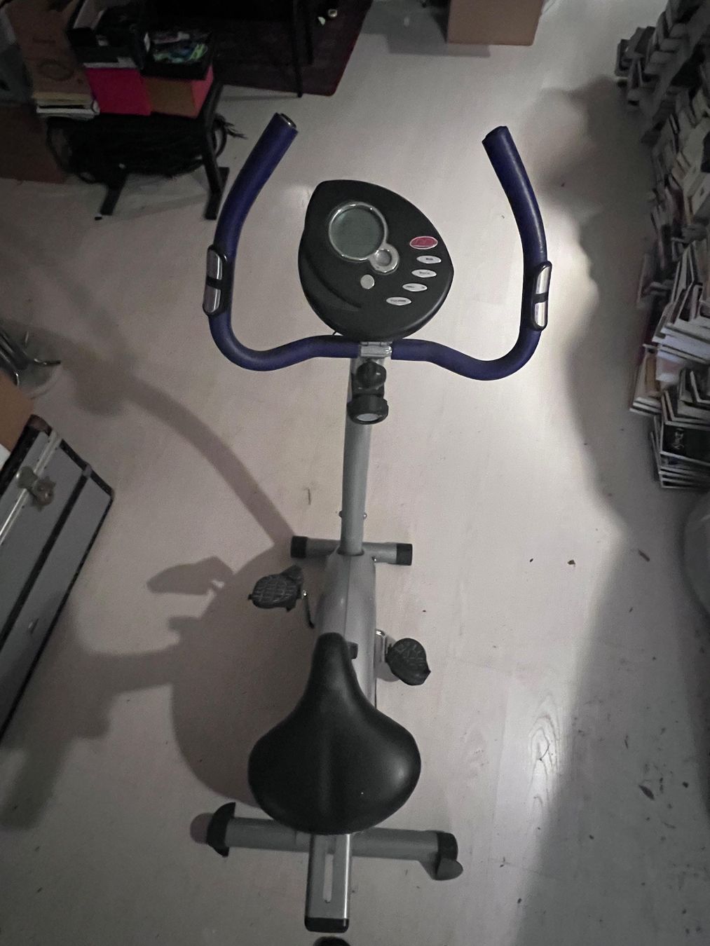 Hometrainer: Vélo intérieur – Usato da Chêne-Bourg venduto da ell_6dnp 3