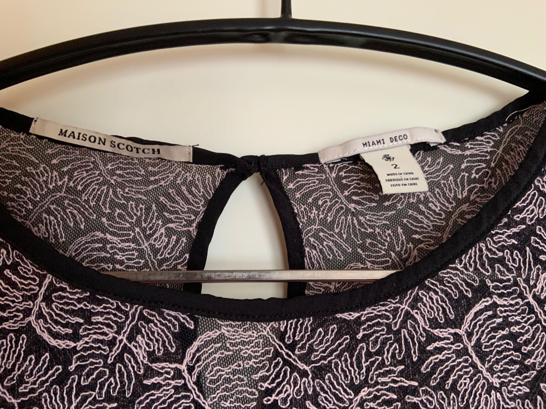 Top: Petit haut – Usato da Ecublens VD venduto da timily 1