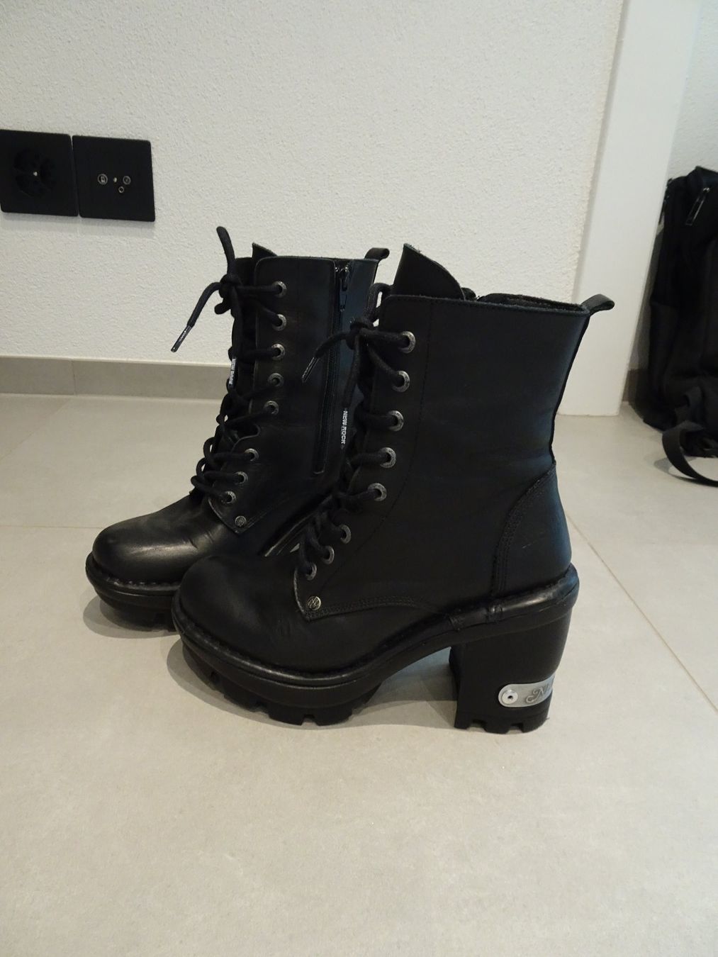 New Rock Scarpe da donna: New Rock Stiefel – Usato da Bern venduto da Maronn 2