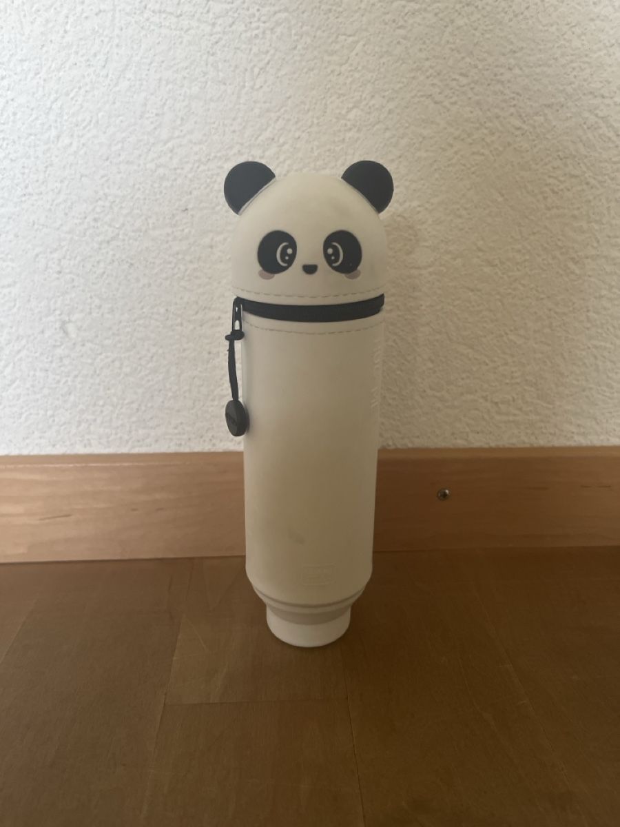 Legami Sonstiges Schreiben & Zeichnen: Legami Panda Etui – Gebraucht aus Bern von Kanu21 2