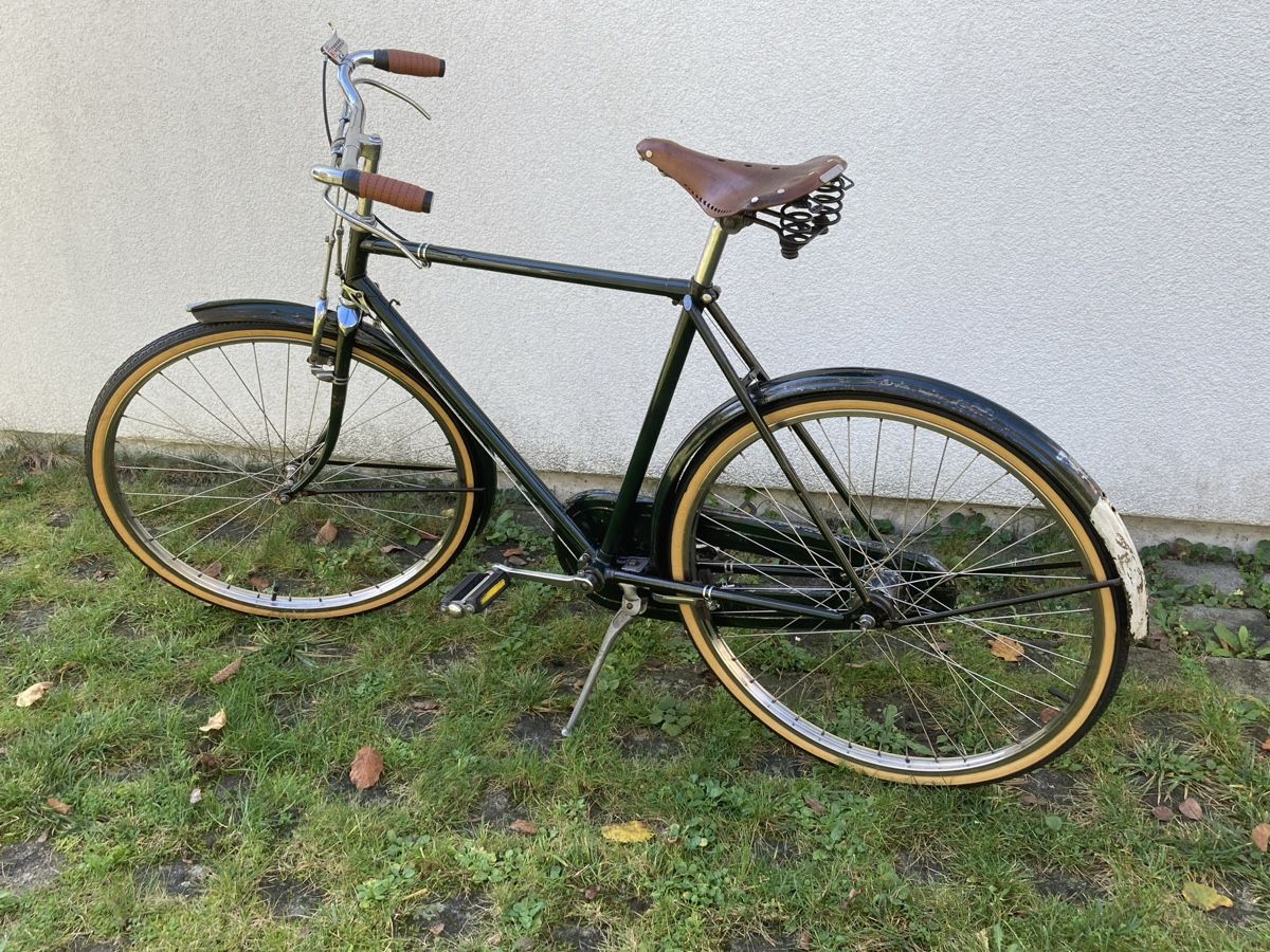 Velos: Stadtvelo „Englischer Oldie“ – Gebraucht aus Weisslingen von Wsteinbeisser
