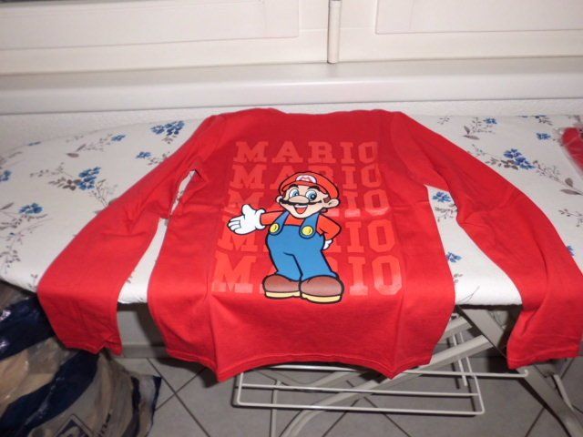 Super Mario Mädchen Langarmshirt – Offiziell Lizenziert, Mit Großem Mario-Aufdruck, Blauen Ärmeln & Logo – Perfekt Für Fans Der Spielereihe