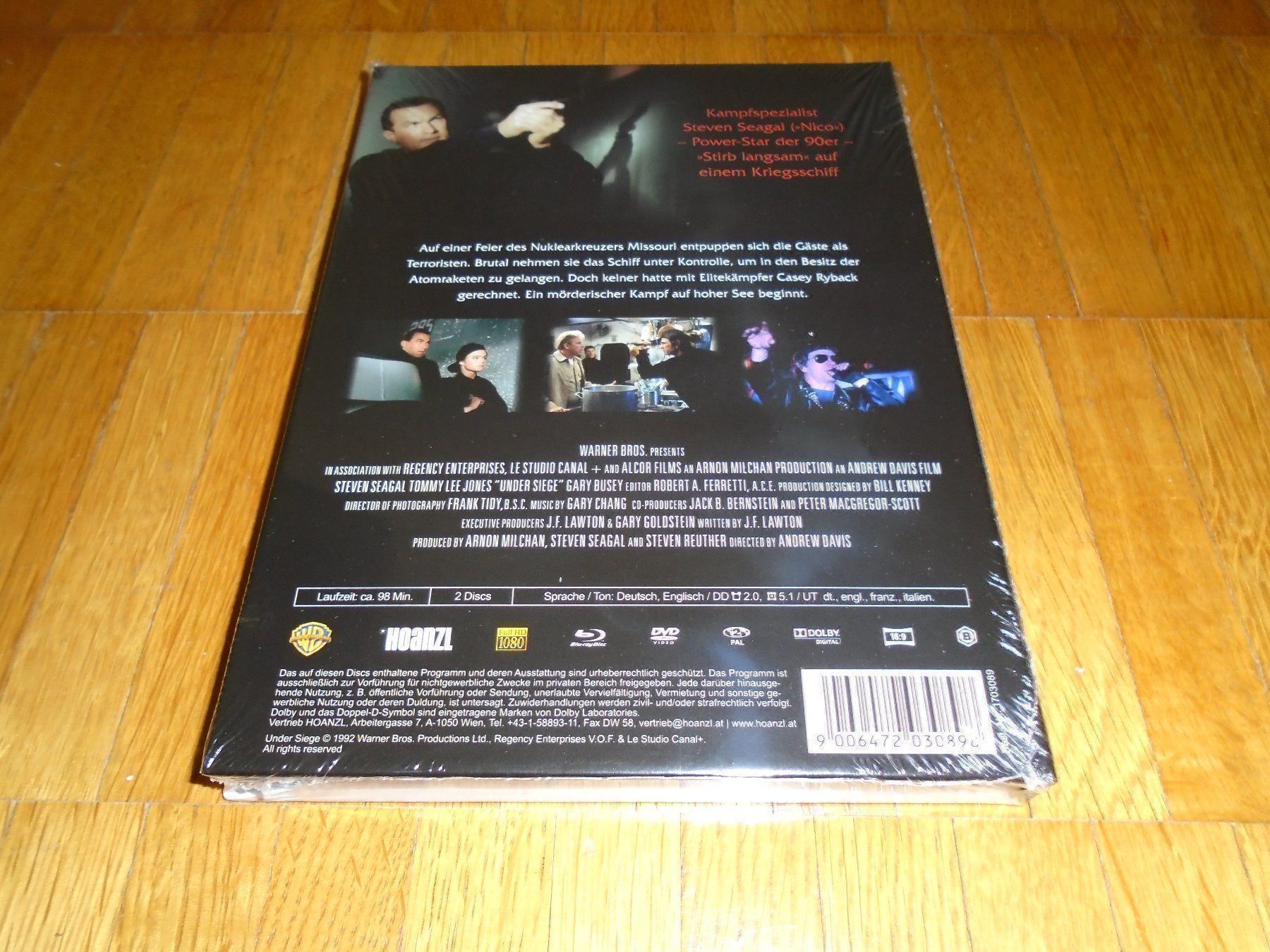 Tutti i DVDs: Alarmstufe Rot - MEDIABOOK - UNCUT – Nuovo e nell'imballaggio originale da Basel venduto da havsok 1