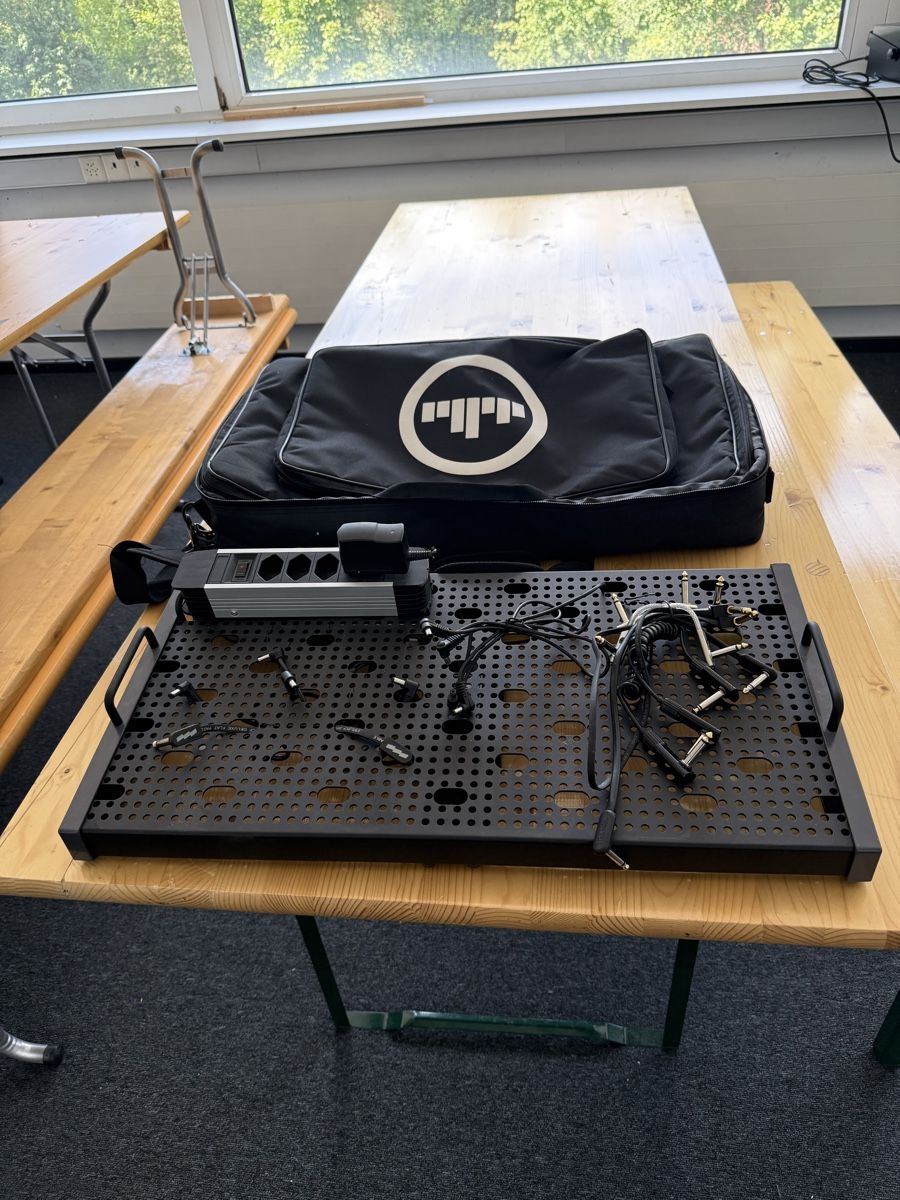 Strumenti musicali: Temple Audio Pedalboard  – Usato da Hausen AG venduto da MiDaDa