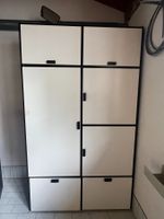 Schrank weiss schwarz 8 Fächer 2 Schubladen guter Zustand