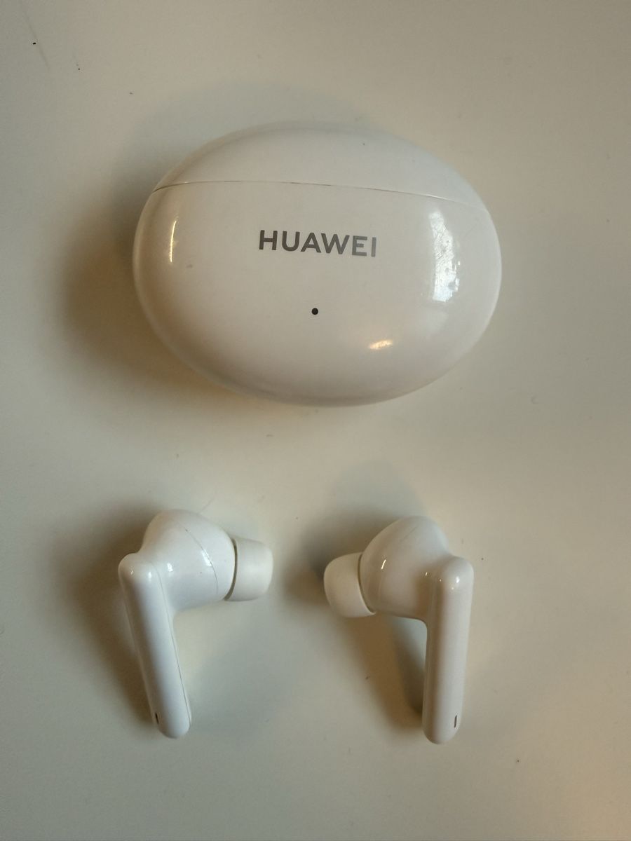 Huawei Cuffie: Huawei Free Buds 4i – Usato da Zweisimmen venduto da Mousie