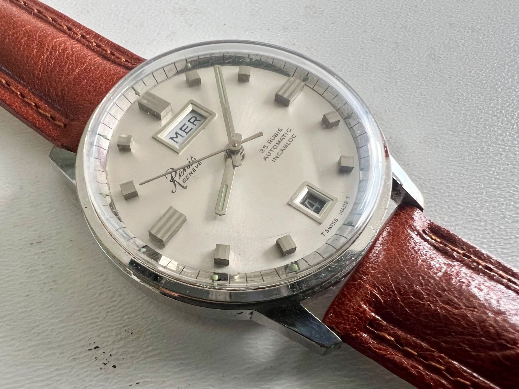 Uhren: RENIS vintage automatic big day / date wristwatch – Gebraucht aus Le Mont-sur-Lausanne von LycaGallery 2