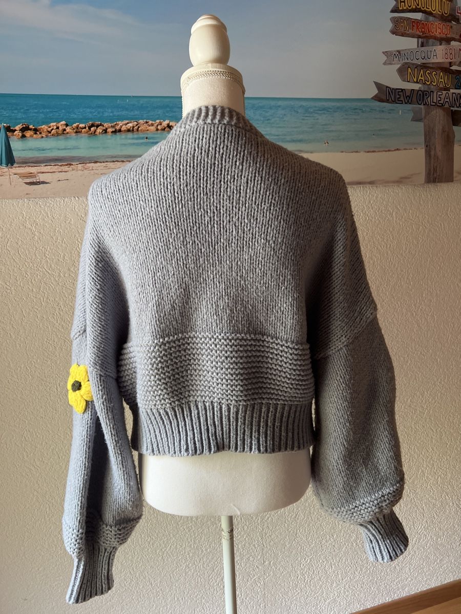 Giacche: Flower Power Strickjacke – Usato da Linden venduto da Annelie12 3