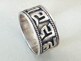 Handgefertigter Tibet Silberring 925 – Om Mani Padme Hum
