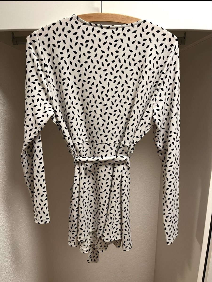H&M Tuniken: H&M Tunika – Gebraucht aus Wil SG von mar_2jrf 1