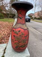 Japanischer Bodenvase / Lack auf Porzellan