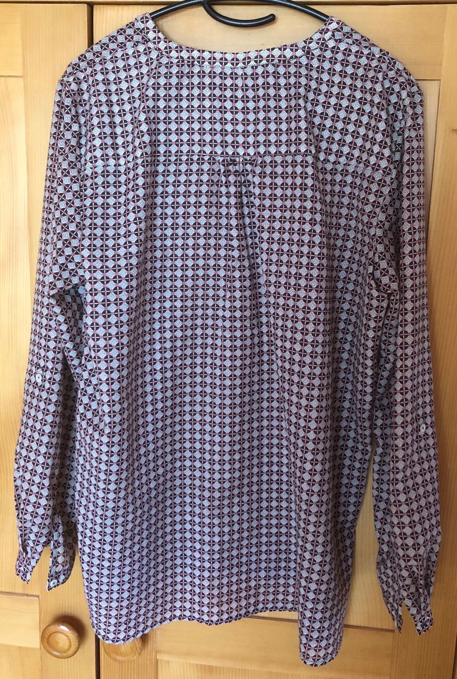 Esprit Camicette: *BLUSE* von Esprit, Gr.40 – Usato da Mühlebach (Goms) venduto da chr_q6d8 2