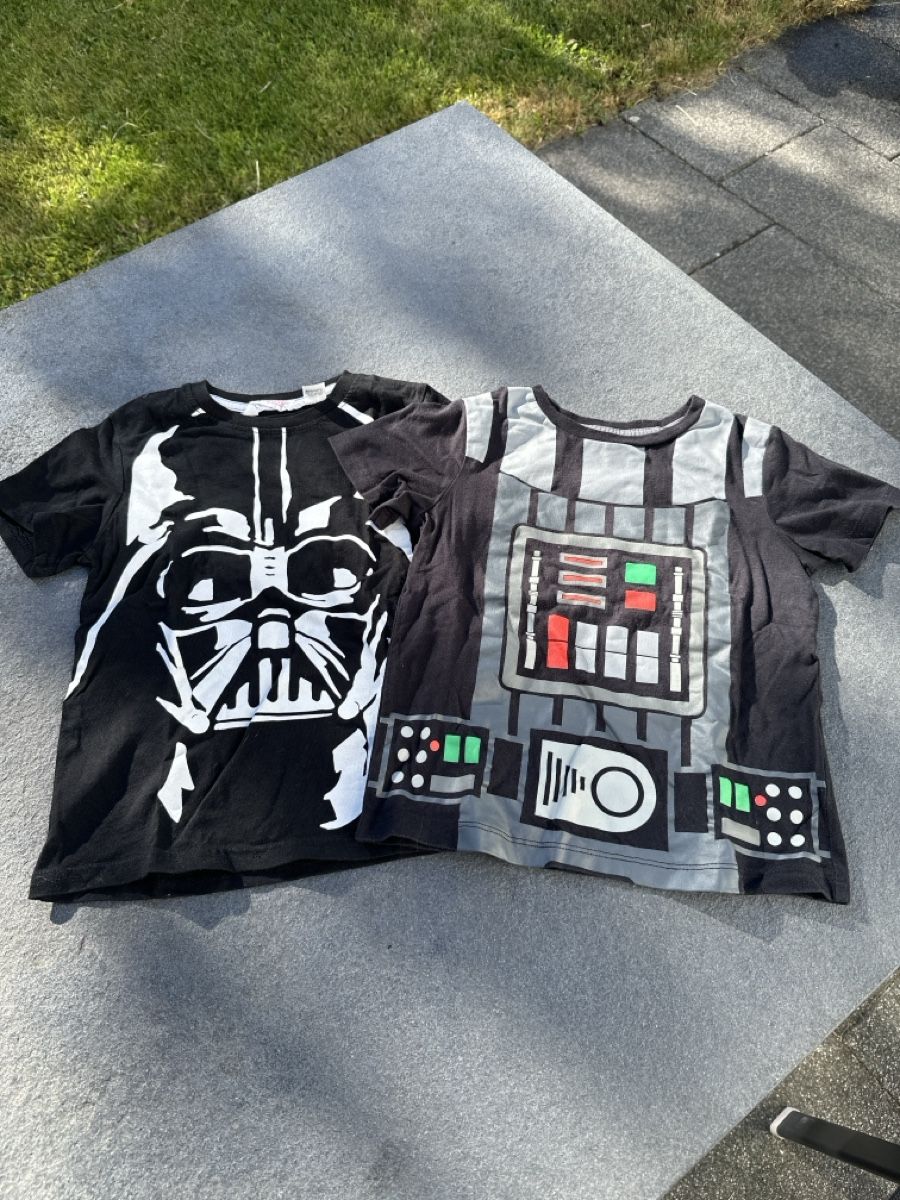 Star Wars Hemden, T-Shirts & Polos: 2 Star Wars T-Shirts, Gr. 110/116 – Gebraucht aus Arisdorf von Pidri 1