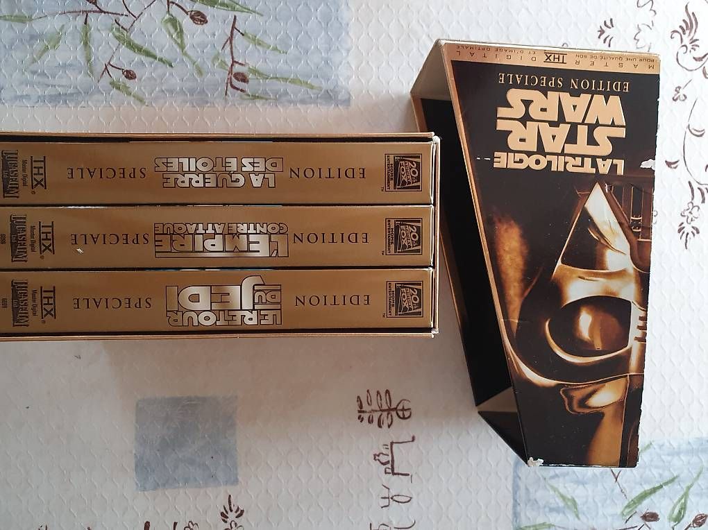Tutti i DVDs: Coffret DVD – Usato da Lavey-Village venduto da Dumbine 2