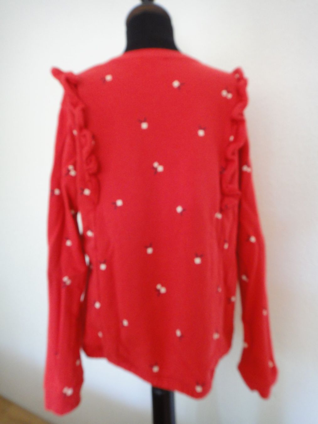 Okaidi Maglioni & Felpe: Okaidi Pullover mit Blümchen & Rüschen, Gr. 12 Jahre 152 cm – Usato da Winterthur venduto da LemonTree5 1