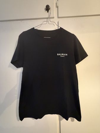 Maglietta Balmain T shirt con piccolo buchino