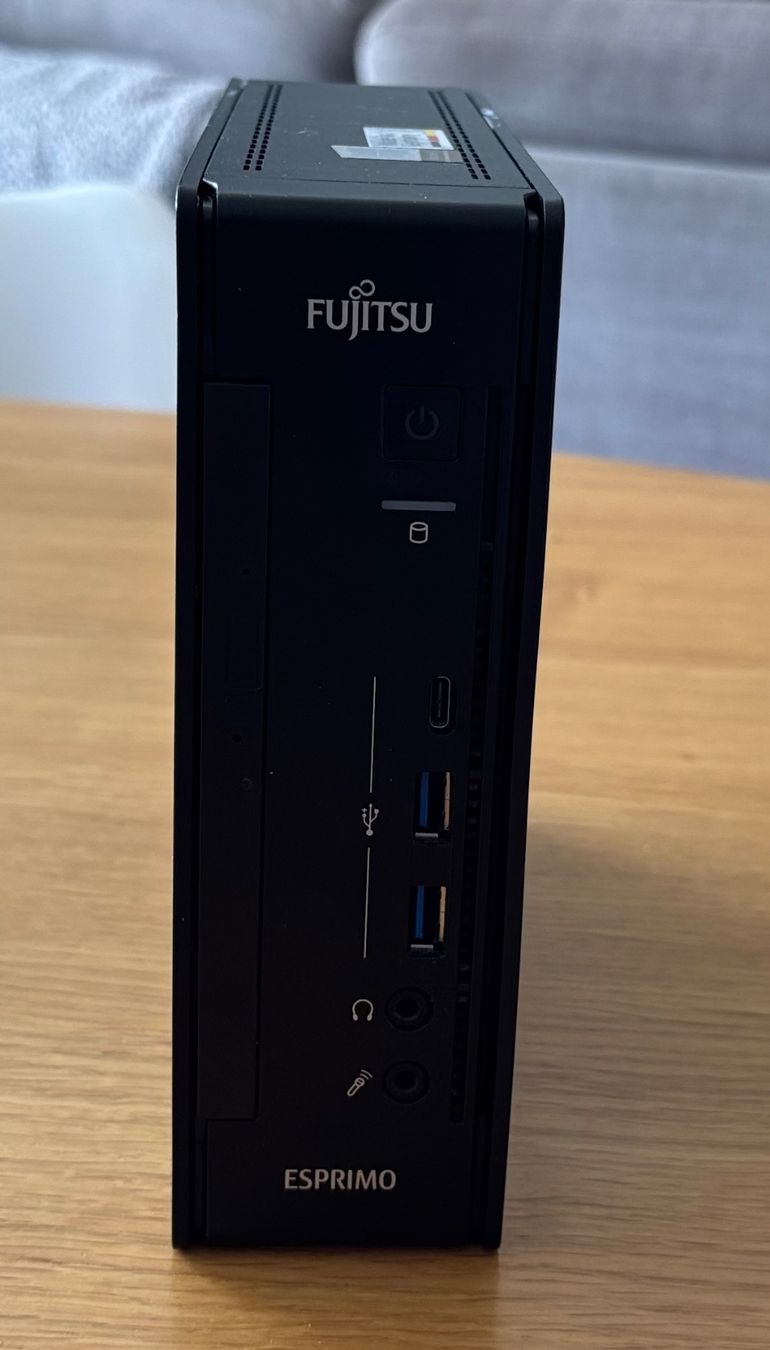 Fujitsu PC: Fujitsu Mini Q957 i5 7500 + 8 GB + SSD M2 + Windows – Usato da Marin-Epagnier venduto da 221966 1