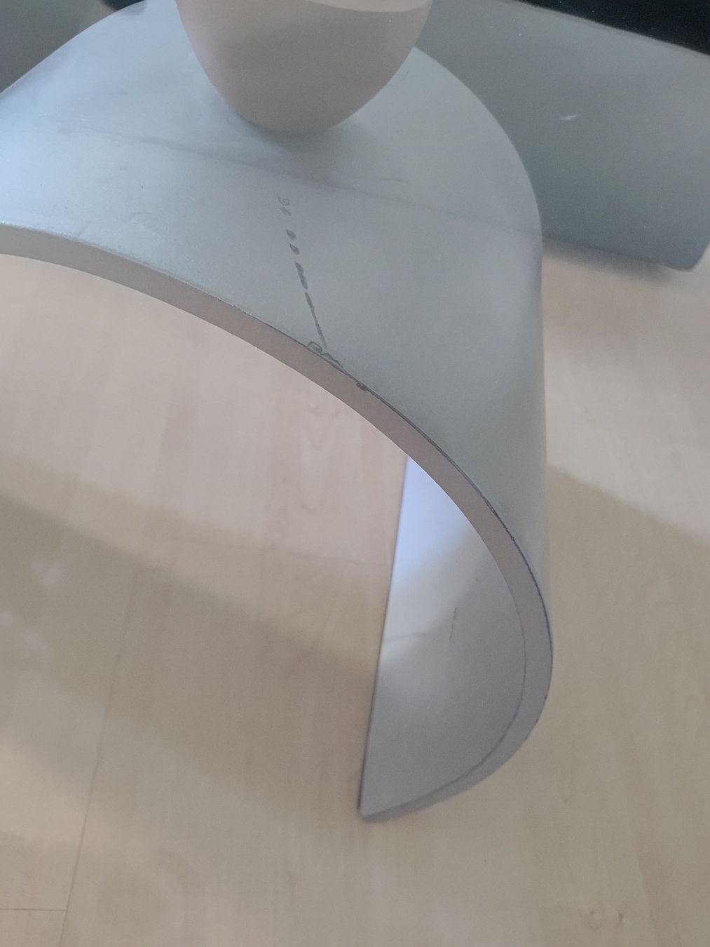 Tables: Couchtisch aus Glas - leichte Gebrauchspuren – D'occasion à Uznach par Kev_le_Chef 2