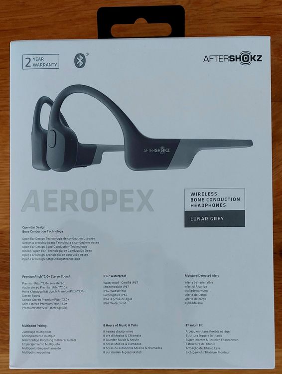 Aftershokz Aeropex open ear Bluetooth headphones. New Neu