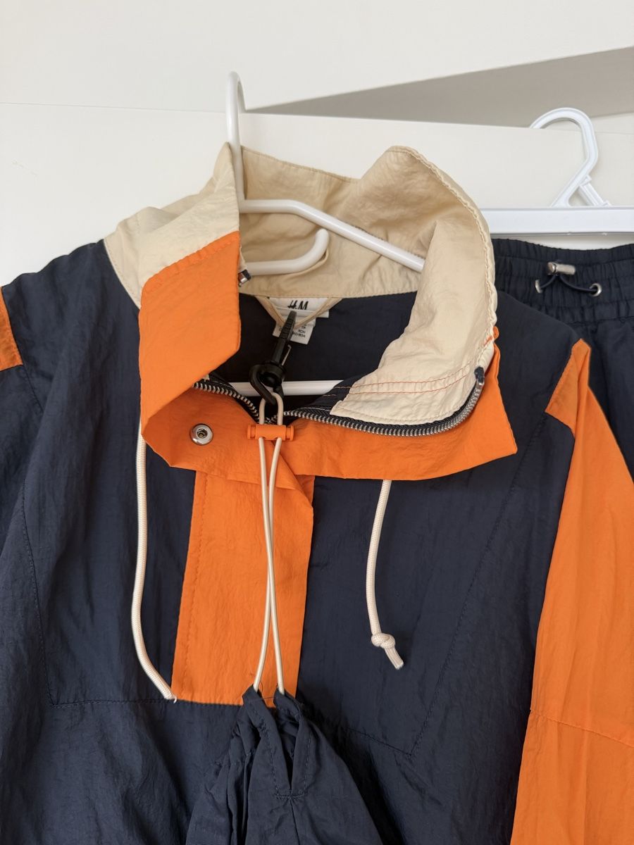 H&M Lots de vêtements: Ensemble de sport – D'occasion à Monthey par sen_6ckr 1