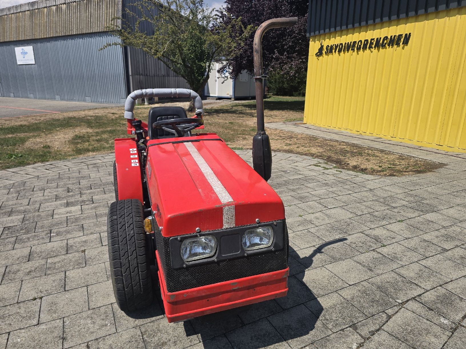 Trattori: Pushback Traktor – Usato da Rüti b. Büren venduto da Rastafly