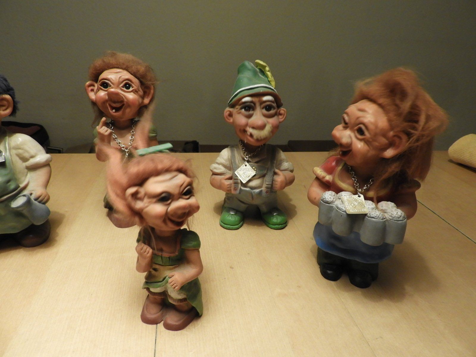 Statuette: HEICO TROLL ODER "R" TROLL AUS DEUTSCHLAND, 5. PAKET – Usato da Ettingen venduto da troll-mutter 7