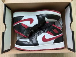 Nike Air Jordan 1 mid white/gym red-black Grösse 39
