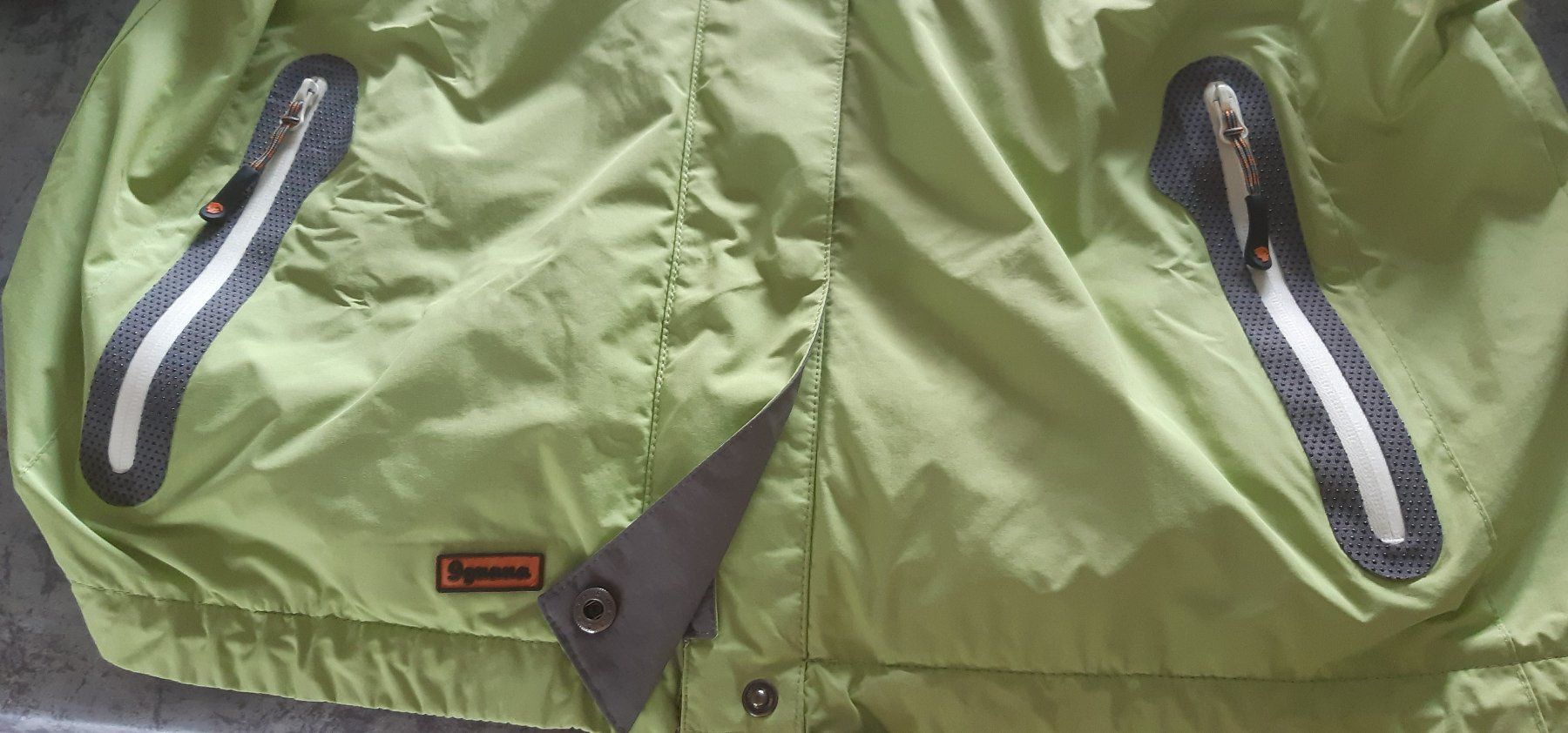Vestes: Schöne robuste Regen-/Windjacke mit Kapuze Gr 44 – Neuf (Voir description) à Arch par Drosselbart 7