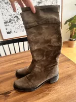 Navyboot Stiefel Veloursleder braun, fast ungetra, Grösse 37