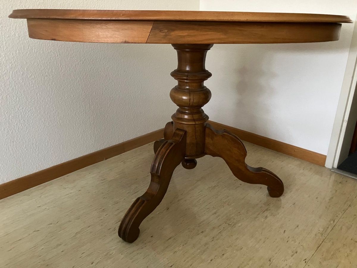 Tavoli: Salon Tisch Oval – Usato da Adlikon b. Regensdorf venduto da samime01 1