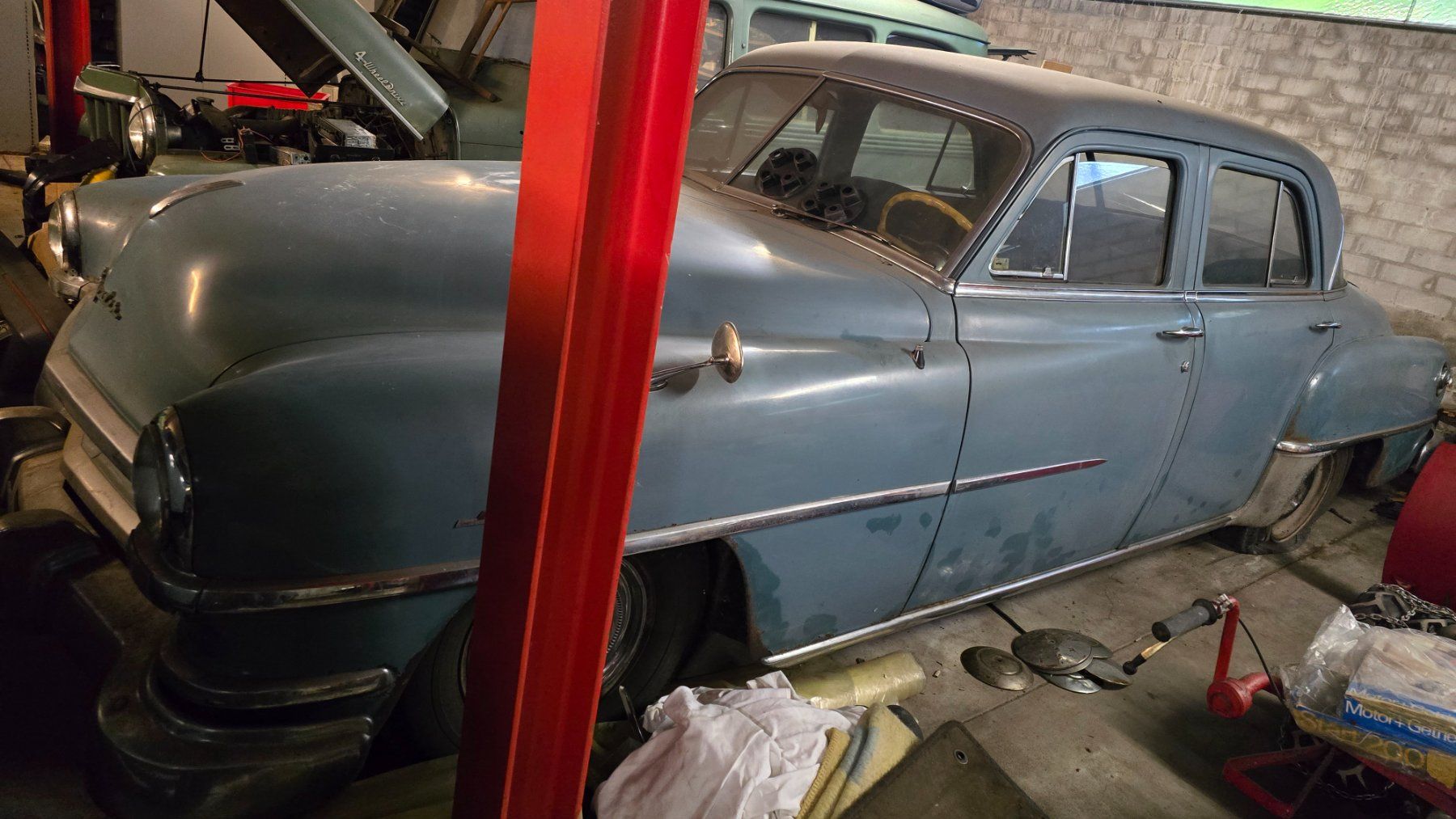 Chrysler Automobili: Oldtimer Chrysler Windsor Deluxe ca. 1954 zu verkaufen – Difettoso da Bäriswil BE venduto da aki_77w9