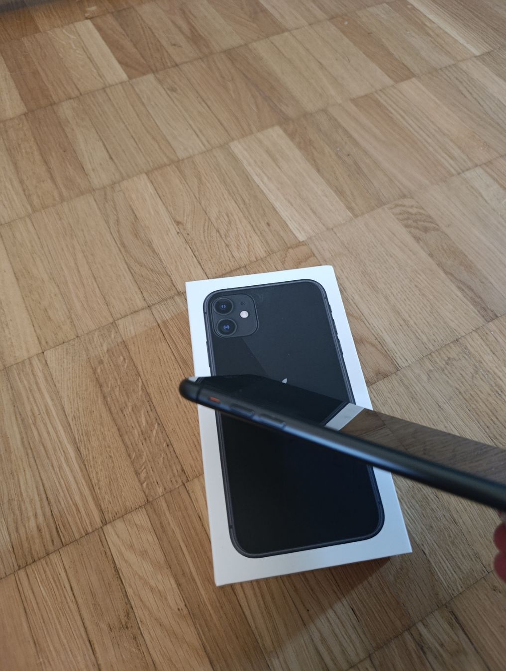Apple Telefoni cellulari / Smartphones: iPhone 11 128GB  – Usato da Luzern venduto da mat_rc6g 5