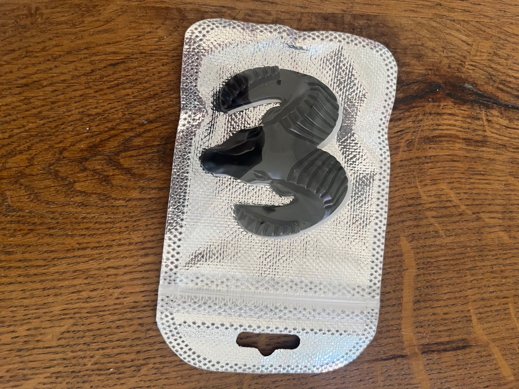 Accessori per altri veicoli: Dodge Ram Logo Schwarz matt Neu – Nuovo (secondo la descrizione) da Klingnau venduto da Thbe 1