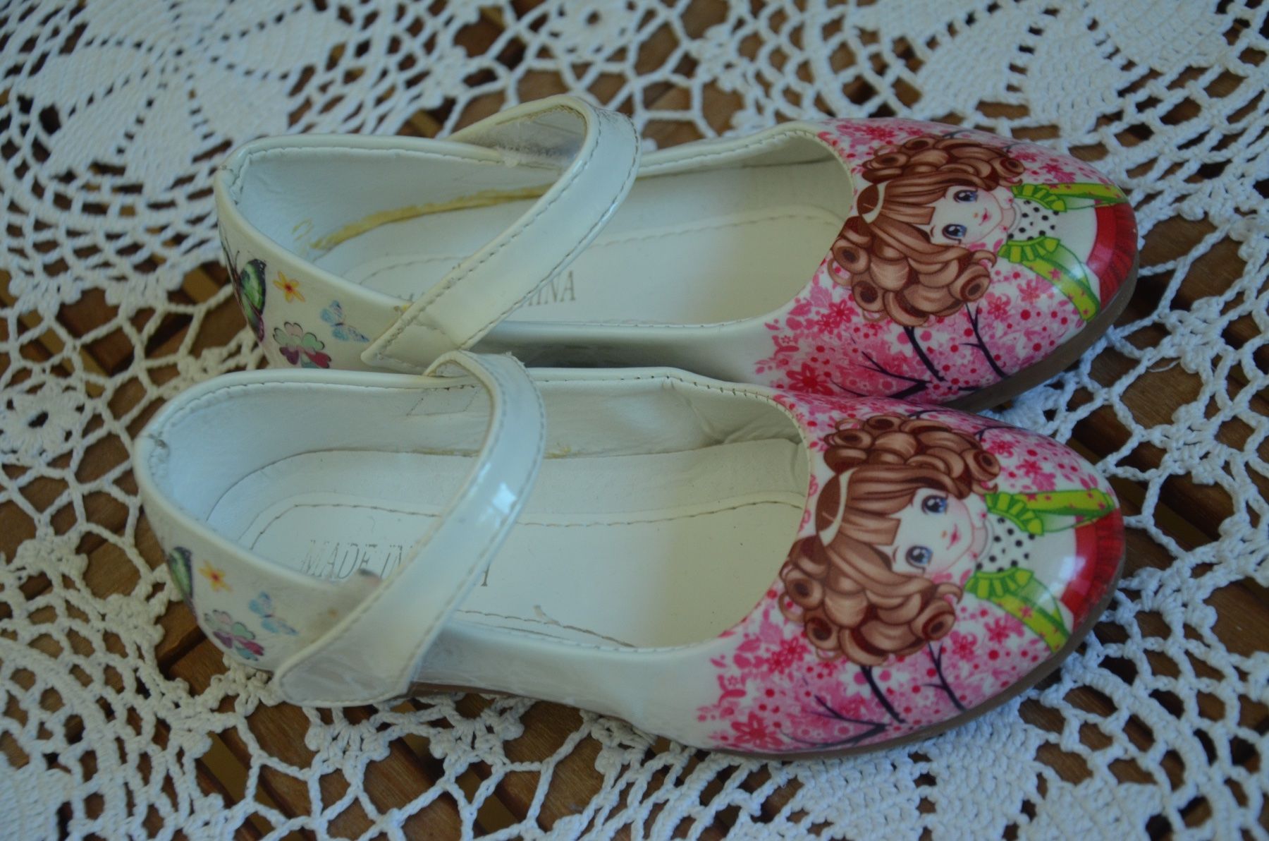 Scarpe per ragazze: NO 29 – Usato da Chiasso venduto da Dolly015