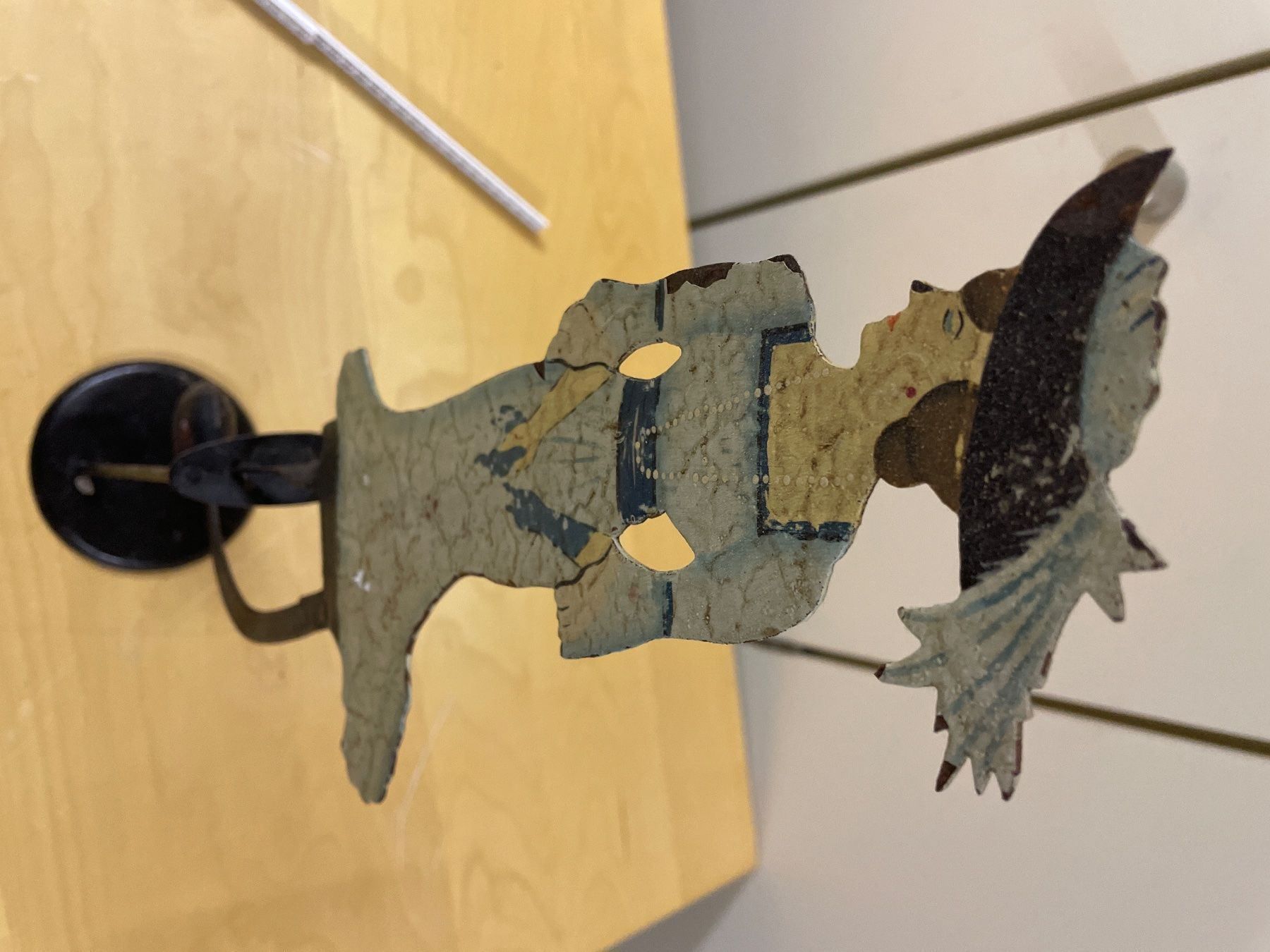 Figuren: Antike Pendelfigur – Gebraucht aus Dagmersellen von vonTV 2