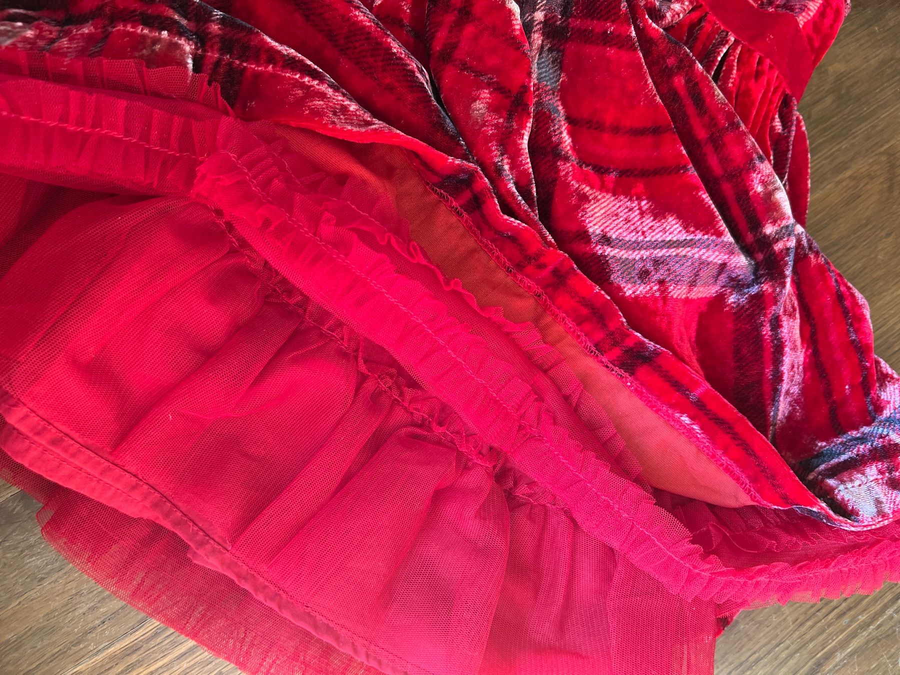Next Vestiti & Gonne: Next Kleid 104cm Weihnachtskleid/ Samichlaus Kleid – Usato da Adliswil venduto da youngbee 4